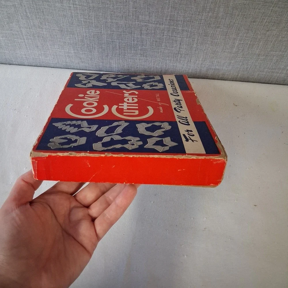 Vintage Cookie Cutters Metal Set For All Party Occasions Original Box